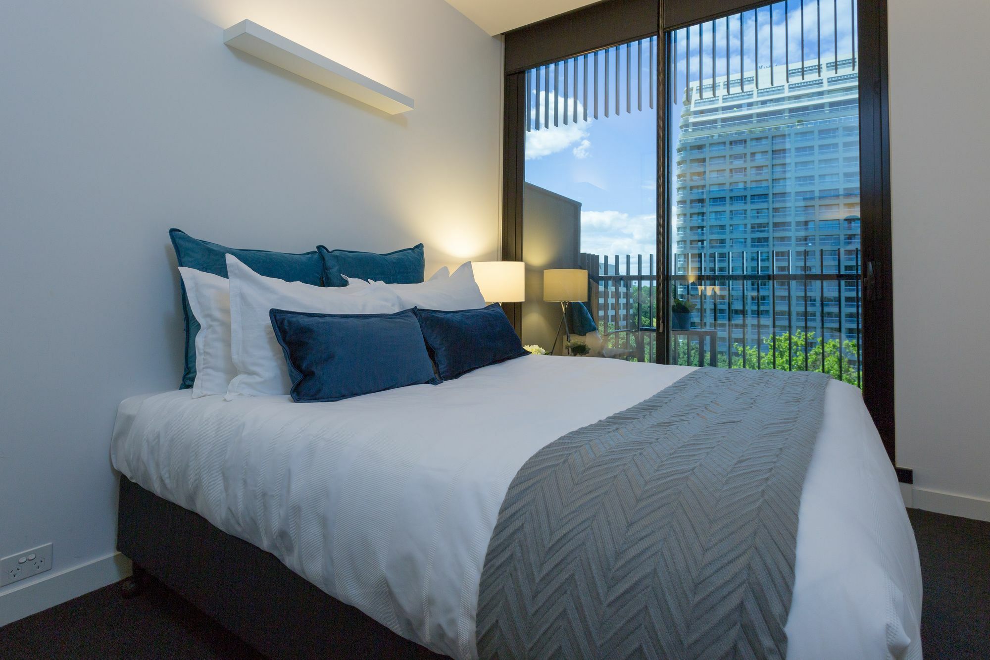 Wyndel Apartments - St Kilda Views Melbourne Exterior photo